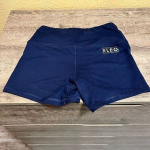 FLEO Classic Navy Power High Rise